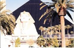 C:\Users\shaun\Documents\memory stick\New folder\New America\web America photos 1\The Luxor Hotel -  10,000km from Egypt!.jpg