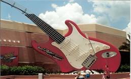 C:\Users\shaun\Documents\memory stick\New folder\New America\web America photos 1\Now this must be the biggest guitar in the world..jpg